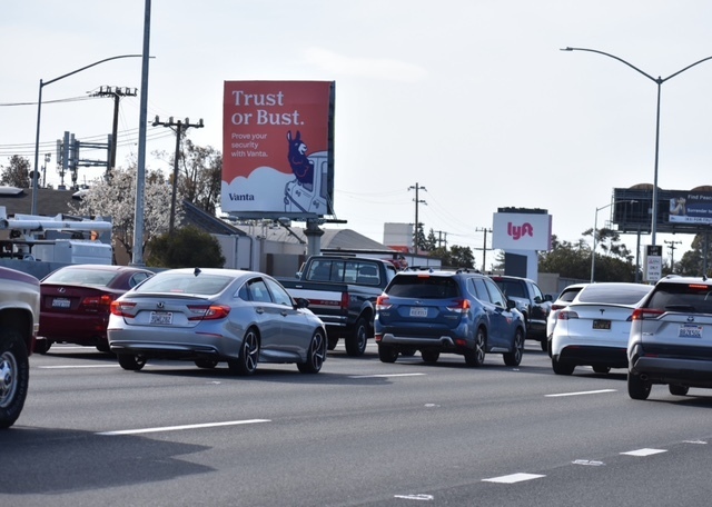Bayshore Fwy 3 mi S/Hwy 92 San Carlos W/L-Illuminated - 8016N