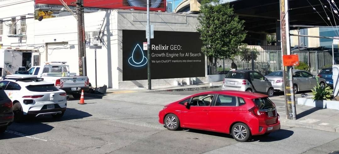 Duboce Ave E/Valencia St San Francisco N/L E/F-Illuminated - 7076E